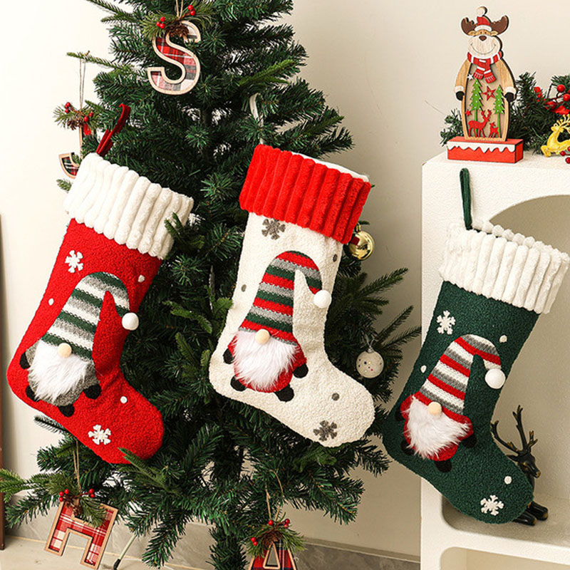 زينة جورب عيد الميلاد الجديدة  - مراجعة Christmas Stocking Hanging وسعره